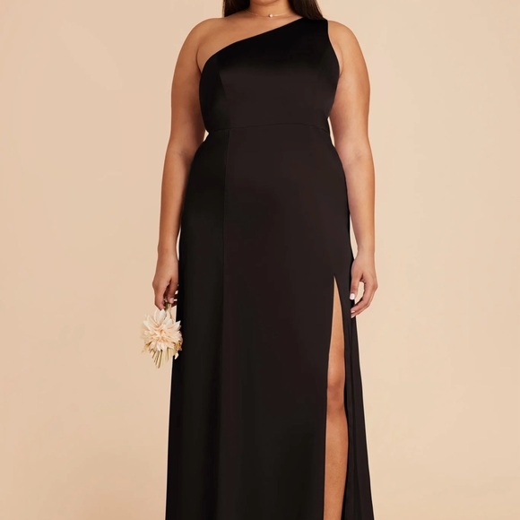 Chic One-Shoulder Black Evening Dress - Picture 4 of 8